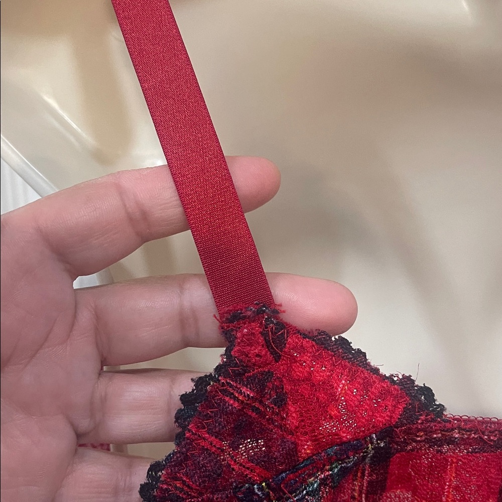 TorridCurve 3 Stylish Red Plaid Crop Top - Picture 9 of 11